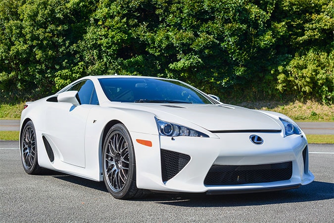 undefined LFA 4.8 V10 - 2011
